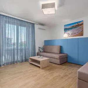 Nena I Ilka Apartment Pula